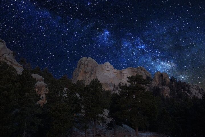 Mt Rushmore Night Ceremony and Tour - with Tunnels and Stargazing - Photo 1 of 16